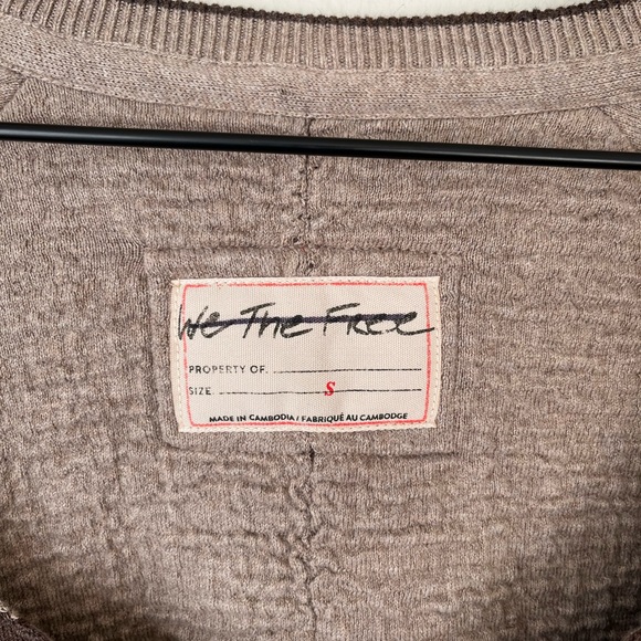 Free People we the free midnight pullover brown small NEW - Picture 8 of 11